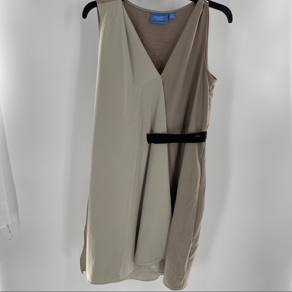 Simply Vera wang cream dress short sleeve tank